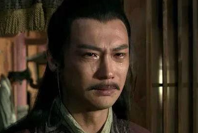 扶苏为何会因为一到假圣旨就选择自杀了呢？