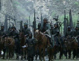 三国时期诸葛亮为了克制骑兵发明的哪三种武器？