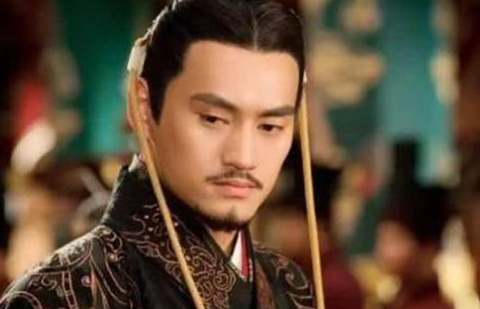 为何说王莽像一个穿越者？他有哪些事迹呢？