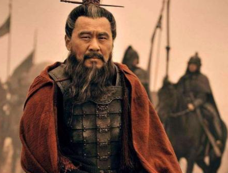 正史中的郭嘉和荀彧相比 两人是在同一个档次吗