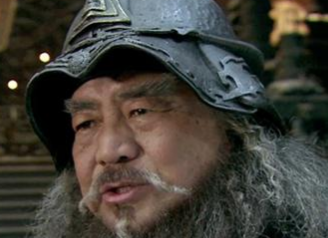 三国时期董卓袁绍袁术曹操四人是如何处理汉献帝的？