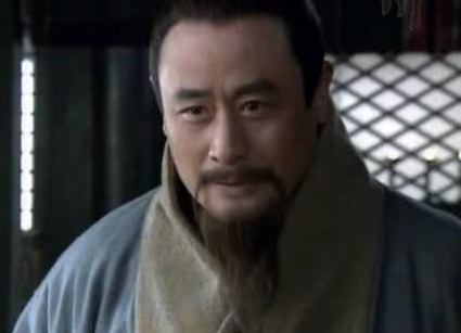 荀彧忠于汉室却辅佐曹操 荀彧既然看破曹操为何不转投刘备