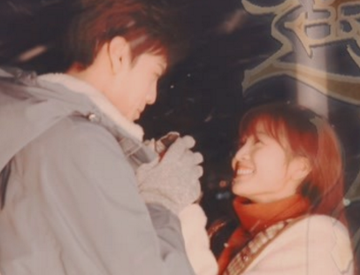 《世界微尘里》曾鲤和艾景初在一起是哪一集 曾鲤和于易为什么会分手