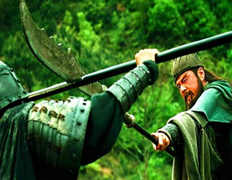 历史上关羽和吕布相比 两人谁强谁弱