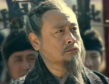 李斯是个极为精明的人，为何晚年会身败名裂？