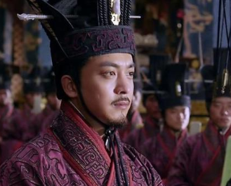 冯异是如何取得刘秀信任的？他是如何平定关中地区的？