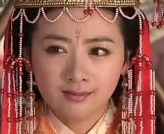 红楼梦中贾元春是支持金玉良缘之说的？为何这么说？