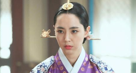 《恋慕》已经两集播出，由朴恩斌、金路云等演员主演