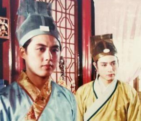 红楼梦中多浑虫在家，为何多姑娘就敢带贾琏回去？