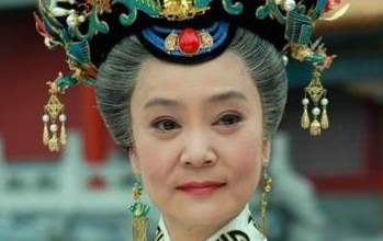 她是雍正后宫最不起眼的妃子，后半生却十分幸福