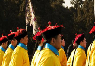 清朝的&ldquo;黄马褂&rdquo;和&ldquo;铁帽子王&rdquo;有什么权力？