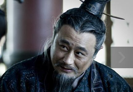 李斯被腰斩，没有一个大臣为他求情吗？