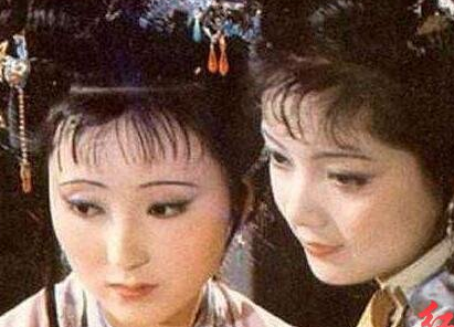 红楼梦第21回讲了什么故事？这回该如何理解呢？