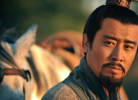 曹丕如果把汉献帝送给刘备的话 刘备又会怎么对待汉献帝的