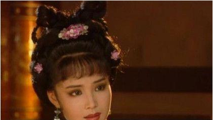 唐代女官上官婉儿简介：上官婉儿在文学上有哪些贡献?