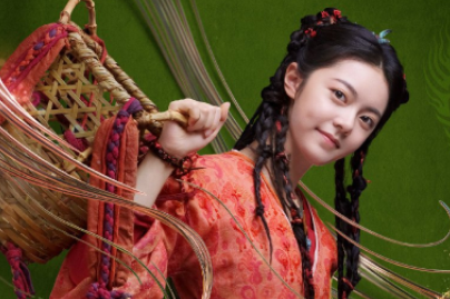 《玲珑》里少女玲珑的扮演者是谁？她的造型怎么样？