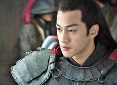 陈宫作为一个聪明人 陈宫为什么选择投靠吕布