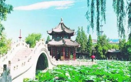 《金字经·宿邯郸驿》的原文是什么？这首散曲该如何赏析呢？