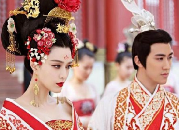 如果生活在大唐盛世，居住在都城长安，那么一天应该是如何度过的？