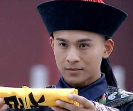 和珅与福康安作为乾隆的宠臣 两人谁更得乾隆的圣心