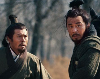 称帝的事情，为何曹丕干了，曹操却没有做呢？