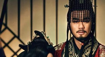 曹丕当初对甄姬如此宠爱 曹丕为什么第二年后赐死她