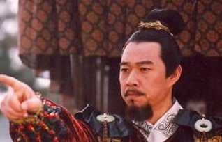 秦始皇是英俊潇洒还是丑陋不堪？他到底长相如何呢？