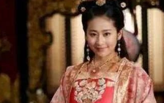 此人帮女儿比武招亲，最后女婿成了开国皇帝