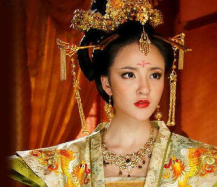 武则天当初对娘家人如此痛恨 武则天后来为何重用他们