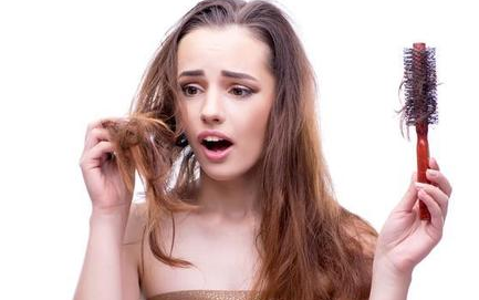 在现代的日常生活中，烫发与脱发之间有存在一定联系吗？