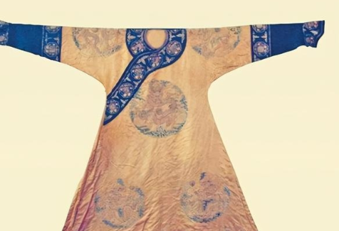 康熙最疼爱的一个女儿，还穿龙袍下葬