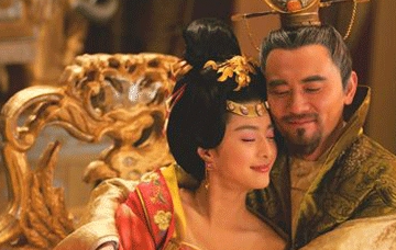 安禄山深得皇帝宠爱，为什么还要起兵造反呢？