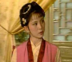 贾府的经济隐患有多大？是如何一步一步走向崩溃的？