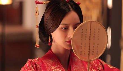 甄氏作为三国的绝代佳人，为什么却被曹丕给赐死了？
