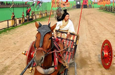 田忌赛马后，田忌和孙膑分别是什么结局？