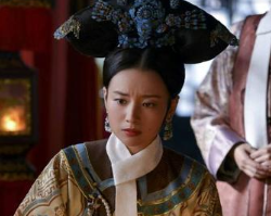 与乾隆合葬的嫔妃有几位？她们分别是谁？