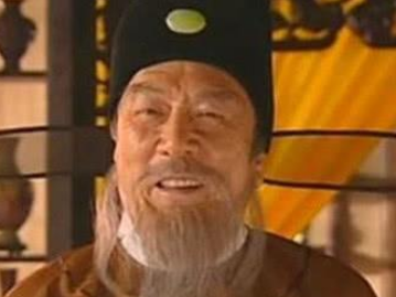 彭时高举新科状元后为何会遭来一帮带着兵器的锦衣卫呢？