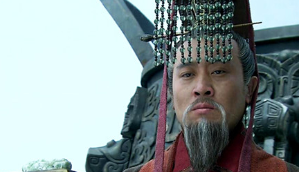 古代有哪两个皇帝，终于在60岁和67岁高龄时登基称帝？