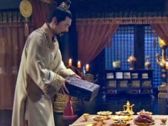 在进行金钱与爵位赏赐的时候，赵匡义与李渊有何区别？