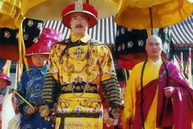 康熙有哪些功绩？他是如何开创盛世的？