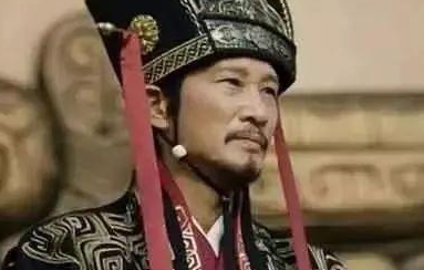 荀彧是荀子的后人吗？他的历史评价如何？