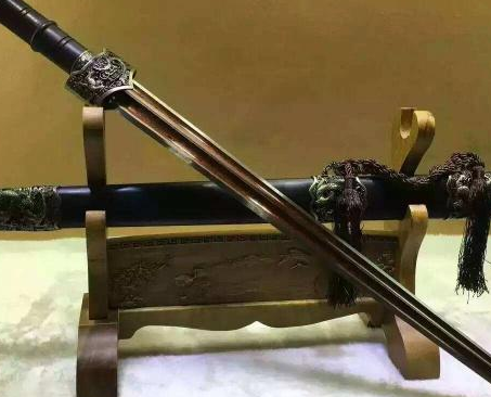 古代宝剑真的可以削铁如泥吗 这种记载是不是真的