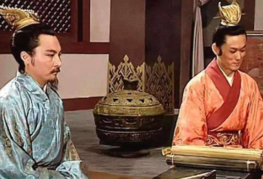 相面大师朱建平为何说曹丕能活八十岁呢？