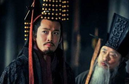 曹丕继位后，为何就光追着东吴打？