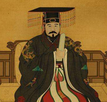 古代皇帝帽子前后两边的珠帘是什么 这个东西有什么作用