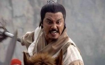 李世民为什么要力排众议斩杀单雄信？