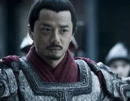 韩信如果选择自立为王的话 韩信能打败刘邦吗