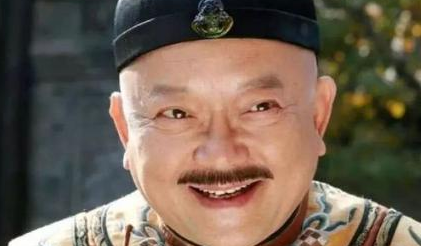 和珅聪明睿智聪明一世 和珅为什么不去投靠嘉庆