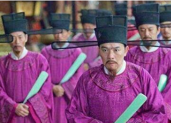 在古代历朝历代的官员假期是什么样的？起源于何时