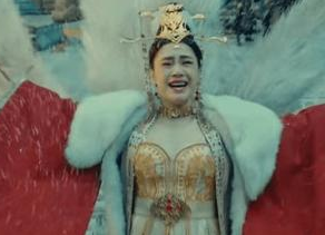 电影《封神：妲己》钟欣潼饰演的妲己太老相，不像奸妃像太后